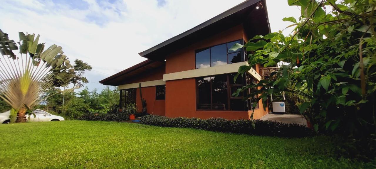 Green Leaf House La Fortuna Exteriör bild